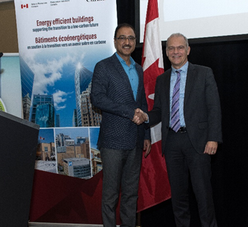 The Honourable Amerjeet Sohi, Minister NRCan, with Thomas Mueller, President and CEO of CaGBC.